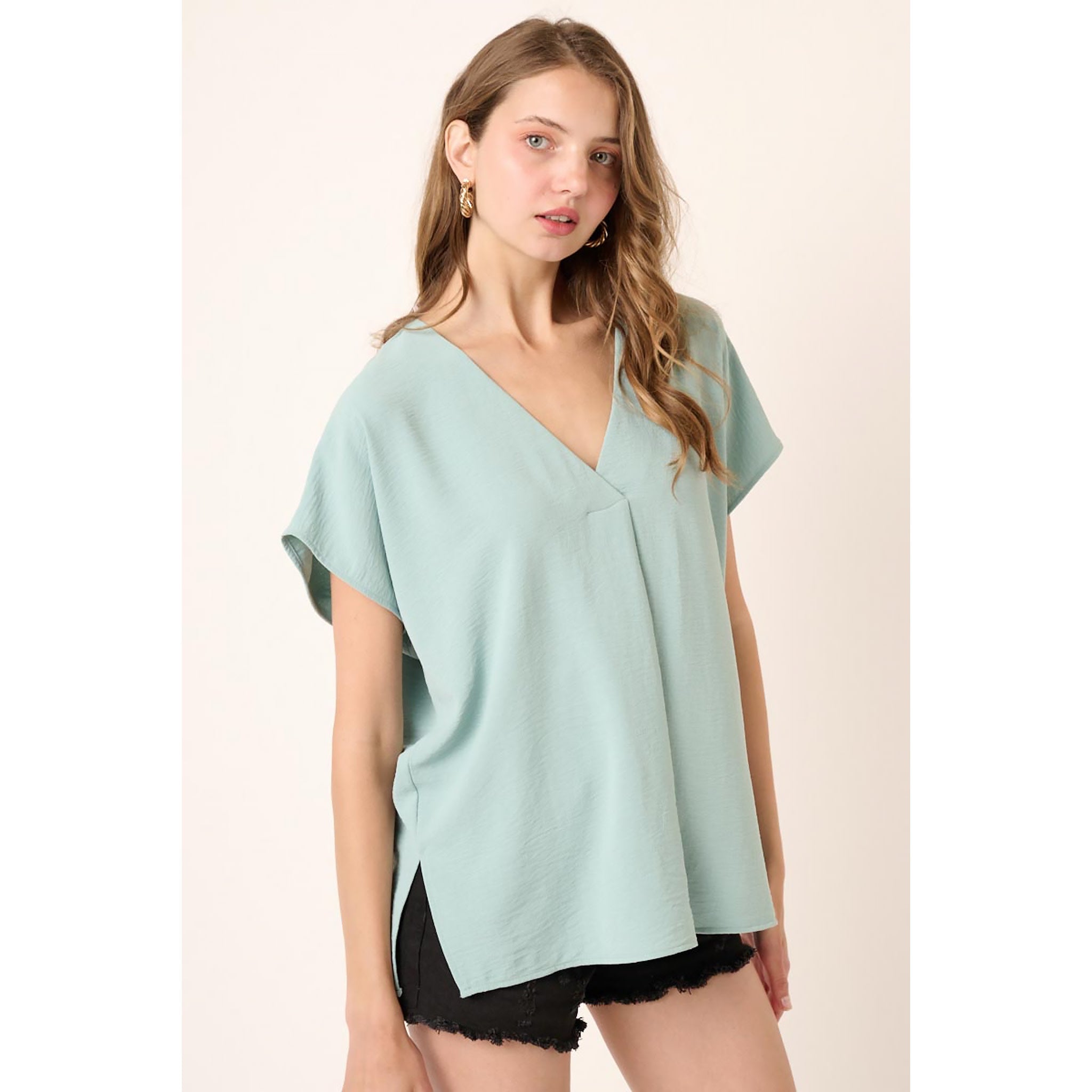 Lainey Airflow Pleated Blouse