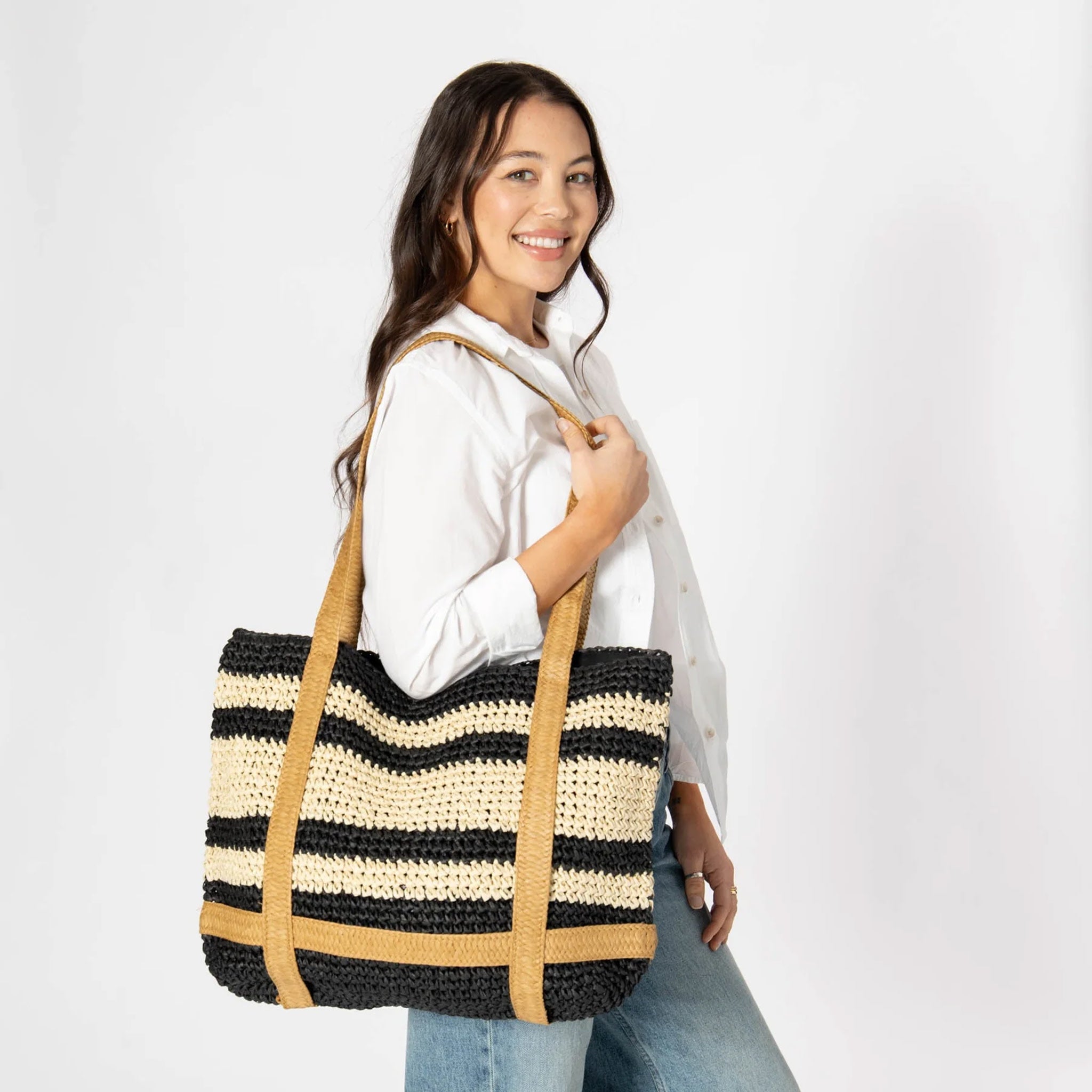 Day Trip Woven Tote w/ Hat Holder