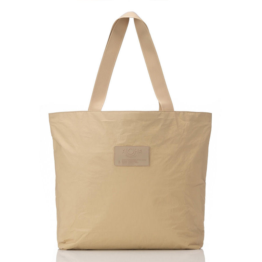 Day Tripper - Monochrome