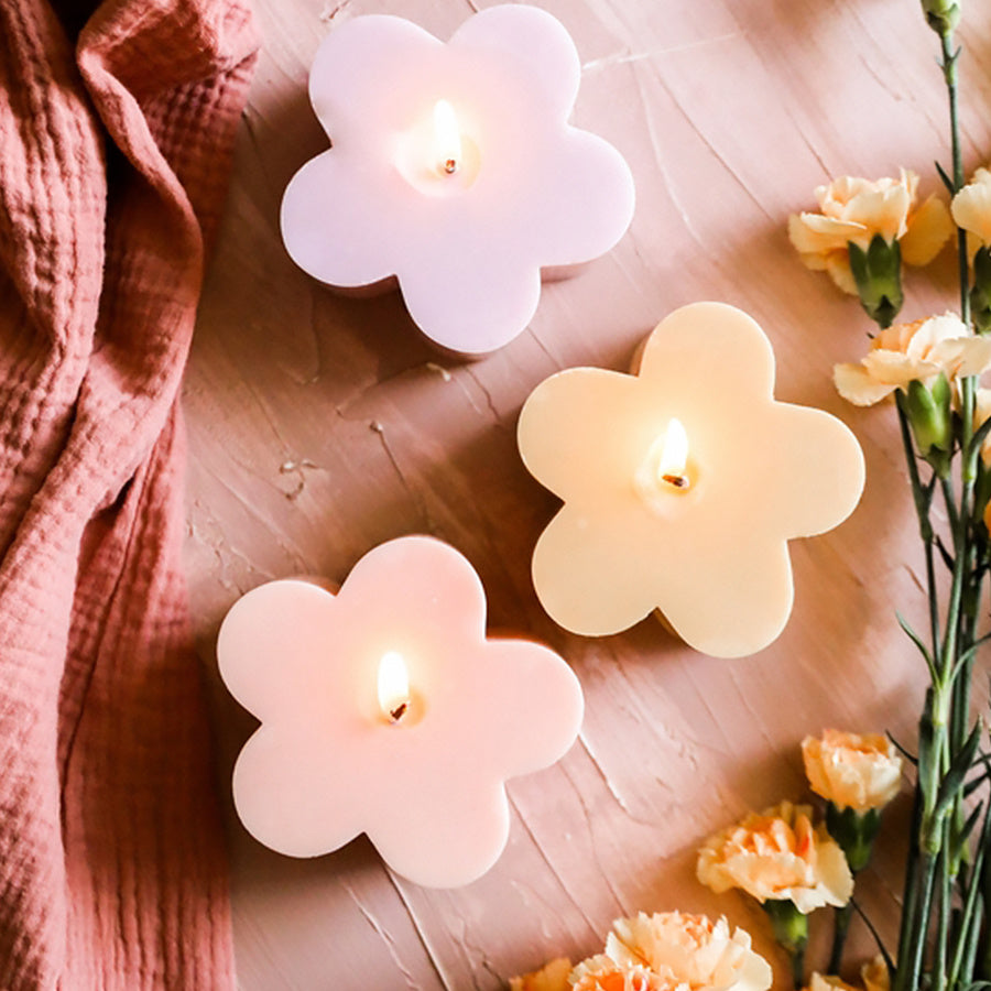 Petal Molded Candle