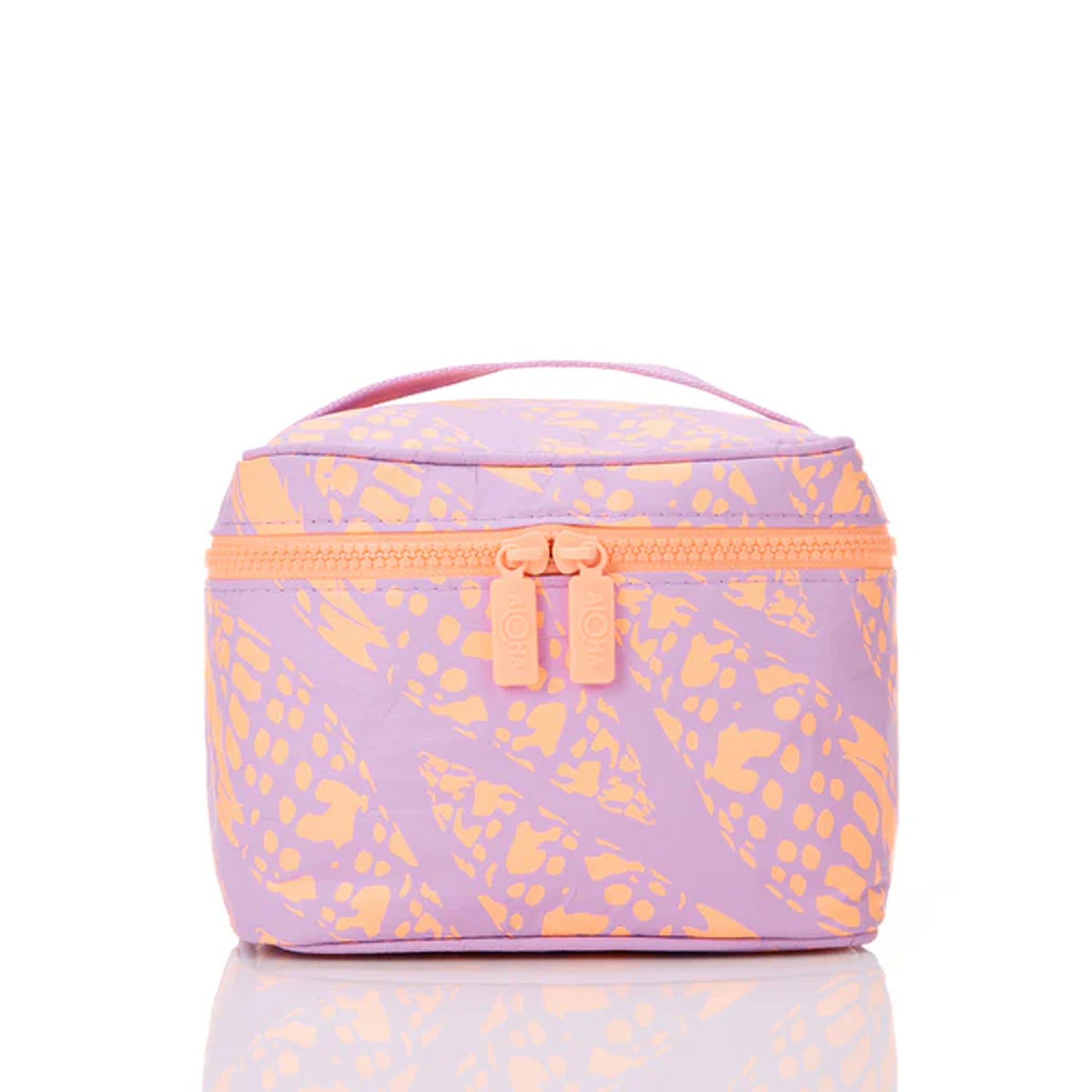 Cabin Crew - Miter Lineup