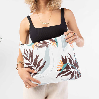 Max Pouch - Painted Birds