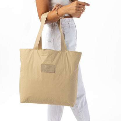 Day Tripper - Monochrome