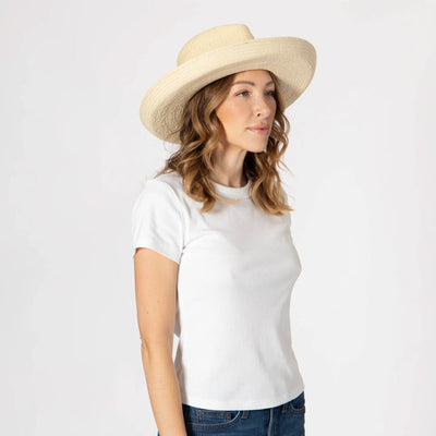 Yesenia Toyo Straw Kettle Brim Rancher
